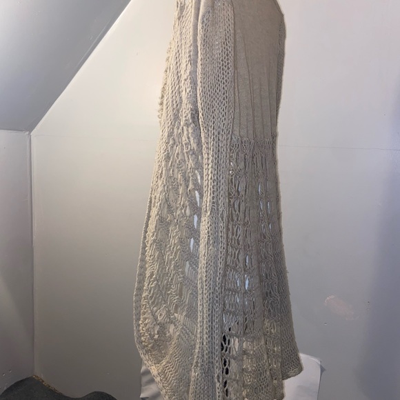 Crochet knitted sweater - Picture 14 of 17